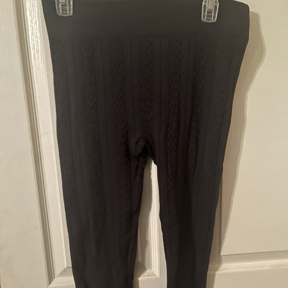 grey leggings with print